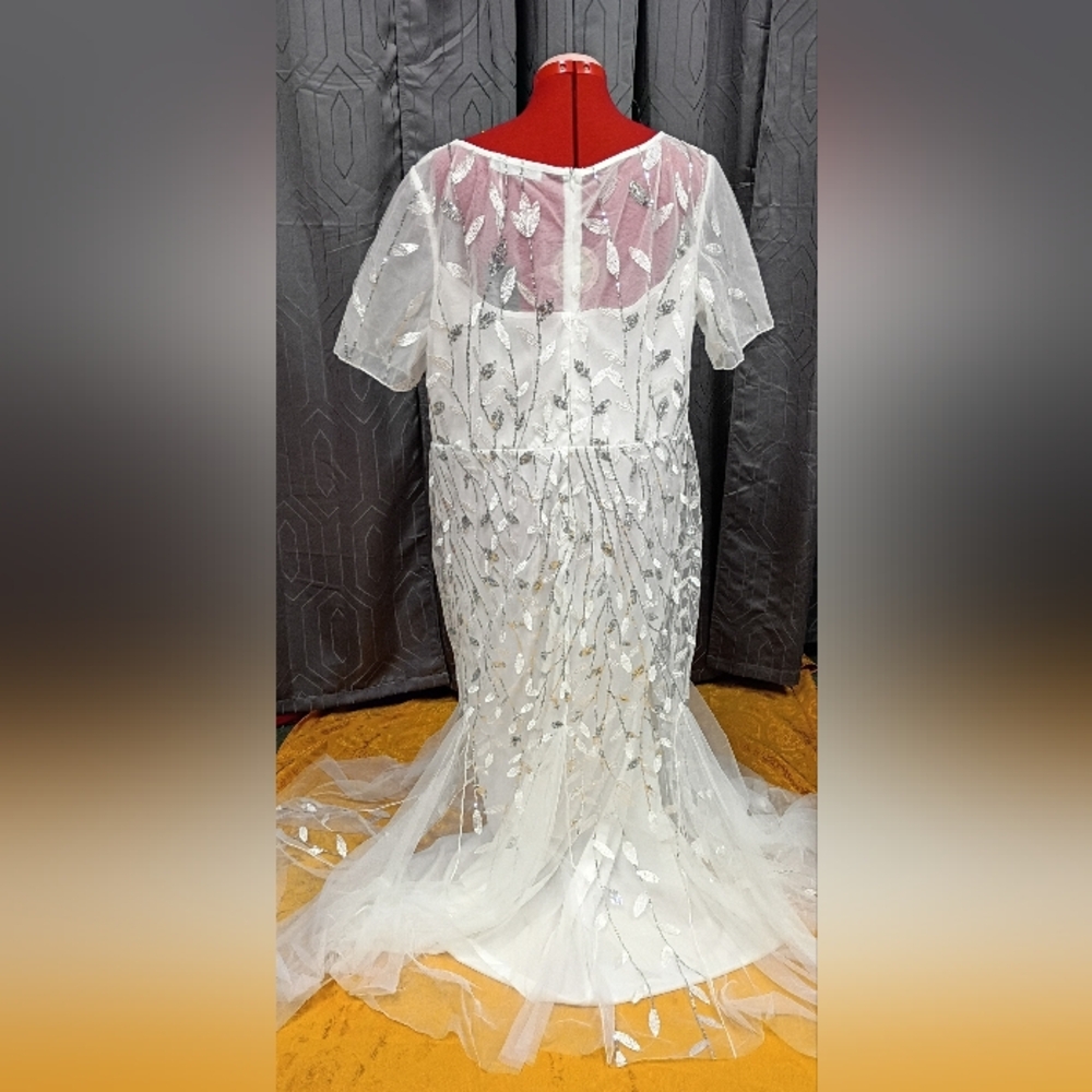 NWT Ever Pretty White Floral Sequin  Formal Evening Wedding Dress Size 8XL (24) - Picture 8 of 12